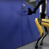 波士顿动力机器人已经学会了如何打开门